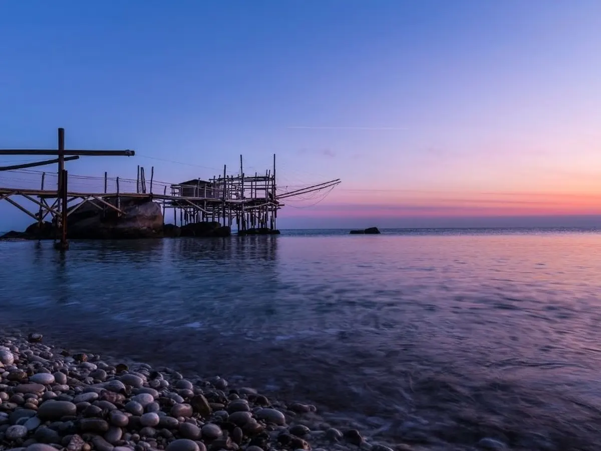 Costa dei Trabocchi al tramonto, a Fossacesia, a pochi minuti dalla sede ReD Academy